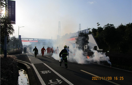 hb火博集团雅安园区联合开展“11.9”消防综合演练